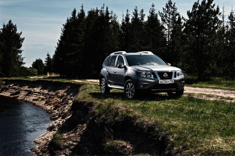  Nissan Terrano 2016 года  (CIS) (фото 1 из 8)